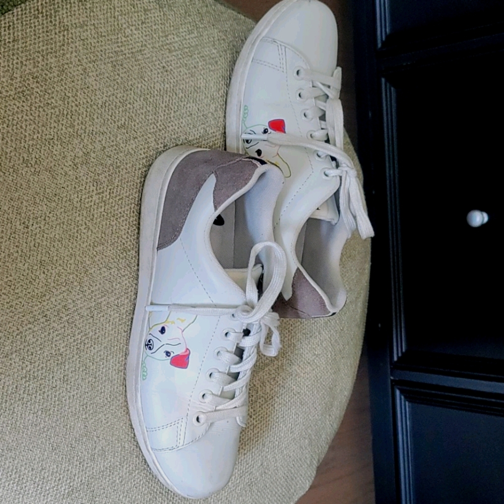 Ellen Degeneress Love Sneakers